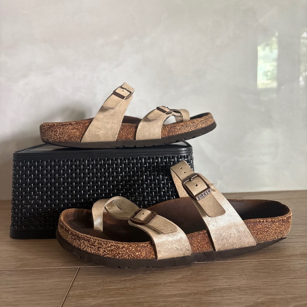 Birkenstock Mayari  Champagne Birkenstocks Sandals Toe Loop Size 38 Size 7.5